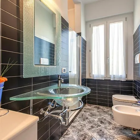 Quercianella Apartament